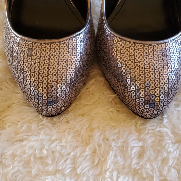 Sequins 👠 heels - Picture 6 of 7